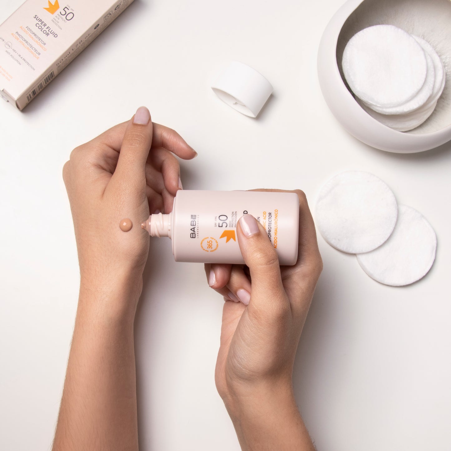 BABÉ Sun Super Fluid Color Sunscreen SPF50